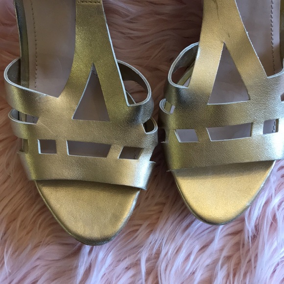 Preloved BCBG Gold Wedges size 10 B - Picture 2 of 8